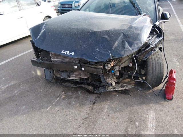 Продажа на аукционе авто 2025 Kia K4 Gt-line, vin: 3KPFW4DE8SE139745, номер лота: 44741467