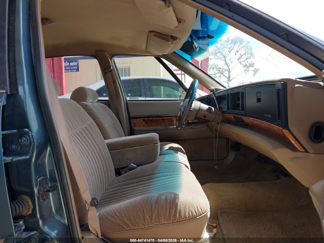 44741470 :رقم المزاد ، 1G4HP53LXNH520700 vin ، 1992 Buick Lesabre Custom مزاد بيع