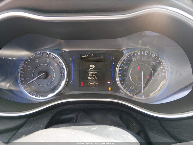 Продаж на аукціоні авто 2016 Chrysler 200 Limited, vin: 1C3CCCAB8GN165785, номер лоту: 44741511