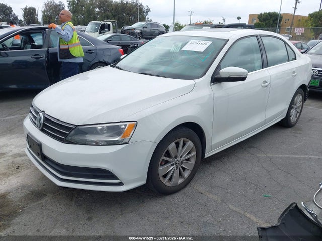 3VWD17AJ0FM238402 Volkswagen Jetta 1.8t Se