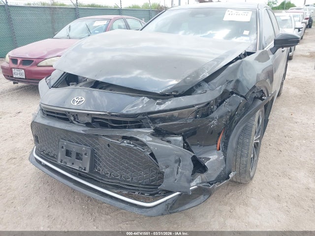 44741551 :رقم المزاد ، JTDAAAAFXR3023923 vin ، 2024 Toyota Crown Limited مزاد بيع