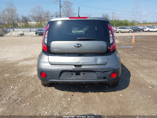 2018 Kia Soul მანქანა იყიდება აუქციონზე, vin: KNDJN2A21J7614338, აუქციონის ნომერი: 44741591