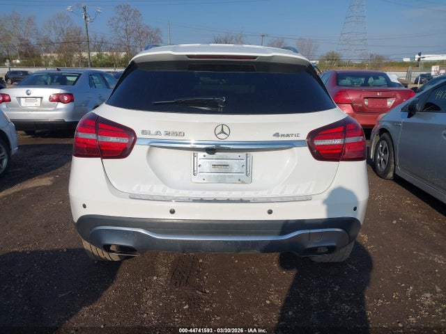 2020 Mercedes-benz Gla 250 4matic მანქანა იყიდება აუქციონზე, vin: WDCTG4GB5LU027869, აუქციონის ნომერი: 44741593