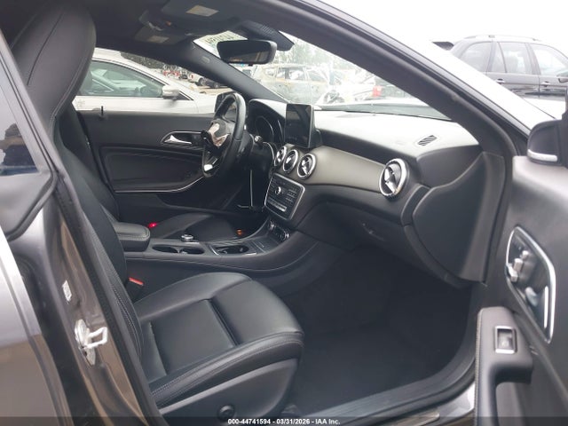 44741594 :رقم المزاد ، WDDSJ4EB4JN546351 vin ، 2018 Mercedes-benz Cla 250 مزاد بيع