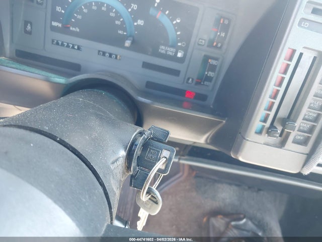 1992 Chevrolet S Truck S10 მანქანა იყიდება აუქციონზე, vin: 1GCCS14R2N8186364, აუქციონის ნომერი: 44741602
