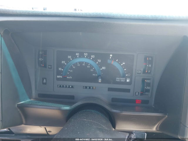 1992 Chevrolet S Truck S10 მანქანა იყიდება აუქციონზე, vin: 1GCCS14R2N8186364, აუქციონის ნომერი: 44741602