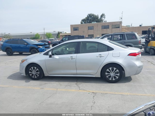 Toyota Corolla Hybrid Le 2020 JTDEBRBEXLJ003225 Image 14