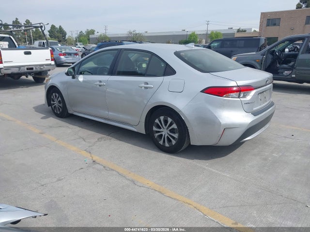 Toyota Corolla Hybrid Le 2020 JTDEBRBEXLJ003225 Image 3