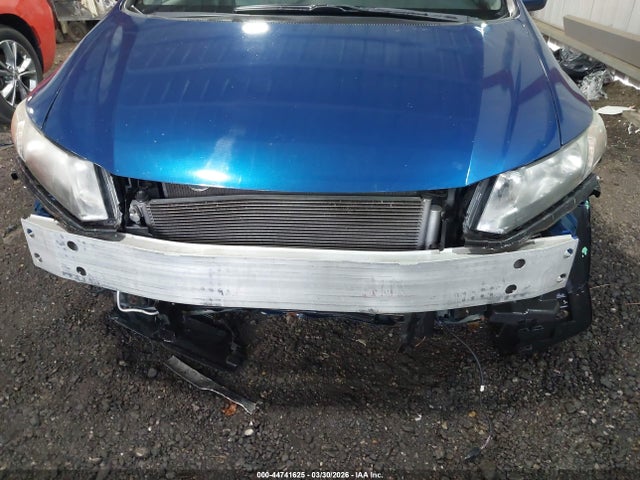 44741625 :رقم المزاد ، 19XFB2F55FE225470 vin ، 2015 Honda Civic Lx مزاد بيع