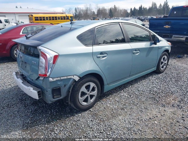 2015 TOYOTA PRIUS JTDKN3DU1F1911000 Photo 3