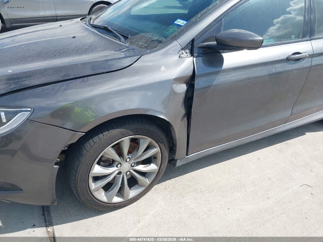 Chrysler 200 S 2015 1C3CCCBBXFN594777 Image 6