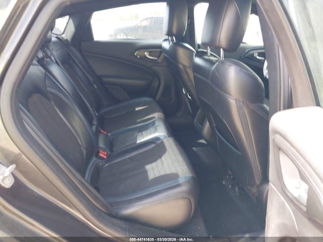 Chrysler 200 S 2015 1C3CCCBBXFN594777 Image 8