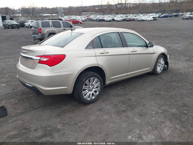 2014 Chrysler 200 Lx მანქანა იყიდება აუქციონზე, vin: 1C3CCBAB6EN168580, აუქციონის ნომერი: 44741665