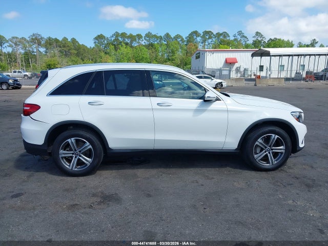 44741688 :رقم المزاد ، WDC0G4JB6K1000871 vin ، 2019 Mercedes-benz Glc 300 مزاد بيع