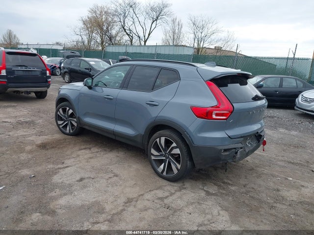 YV4L12UW3P2051217 Volvo Xc40 B5 Plus Dark Theme