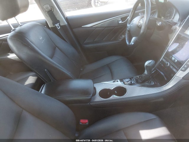 2014 Infiniti Q50 Premium მანქანა იყიდება აუქციონზე, vin: JN1BV7AR6EM701922, აუქციონის ნომერი: 44741728