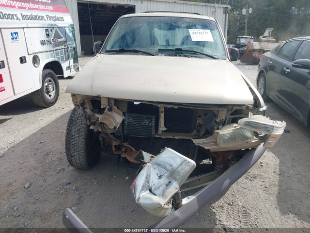 1997 Ford Explorer Eddie Bauer/limited/xl/xlt მანქანა იყიდება აუქციონზე, vin: 1FMDU34E2VUB87038, აუქციონის ნომერი: 44741737