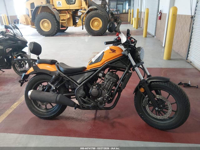 2024 Honda Cmx300 მანქანა იყიდება აუქციონზე, vin: MLHNC530XR5701017, აუქციონის ნომერი: 44741769