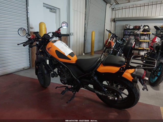 2024 Honda Cmx300 მანქანა იყიდება აუქციონზე, vin: MLHNC530XR5701017, აუქციონის ნომერი: 44741769