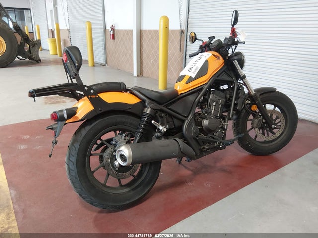 2024 Honda Cmx300 მანქანა იყიდება აუქციონზე, vin: MLHNC530XR5701017, აუქციონის ნომერი: 44741769