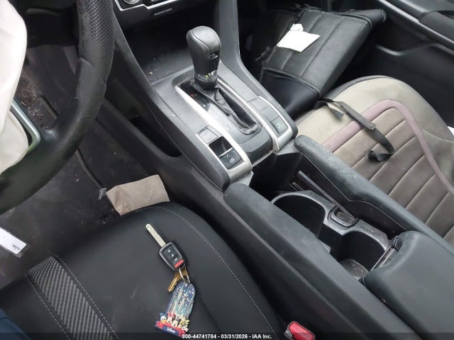 2HGFC2F57HH562485 Honda Civic Lx