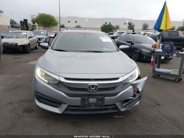 2HGFC2F57HH562485 Honda Civic Lx