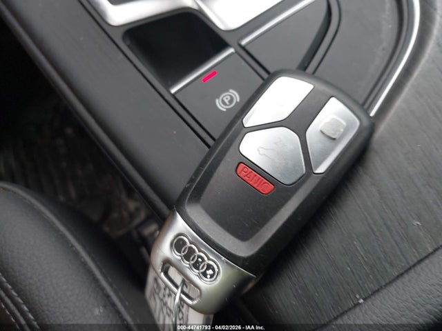 2019 AUDI A4 WAUDNAF48KN007607 Photo 10