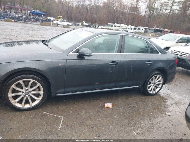 Продажа на аукционе авто 2019 Audi A4 45 Premium, vin: WAUDNAF48KN007607, номер лота: 44741793