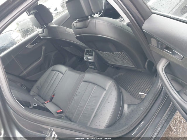 2019 AUDI A4 WAUDNAF48KN007607 Photo 7