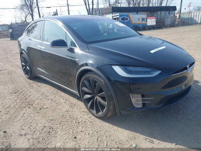 Продаж на аукціоні авто 2018 Tesla Model X 100d/75d/p100d, vin: 5YJXCBE26JF129469, номер лоту: 44741796
