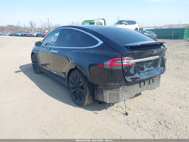 2018 Tesla Model X 100d/75d/p100d მანქანა იყიდება აუქციონზე, vin: 5YJXCBE26JF129469, აუქციონის ნომერი: 44741796