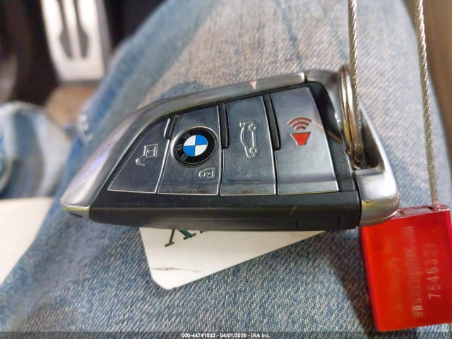 44741803 :رقم المزاد ، WBA7F2C52GG420972 vin ، 2016 Bmw 750i Xdrive مزاد بيع