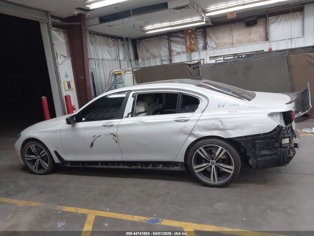 44741803 :رقم المزاد ، WBA7F2C52GG420972 vin ، 2016 Bmw 750i Xdrive مزاد بيع