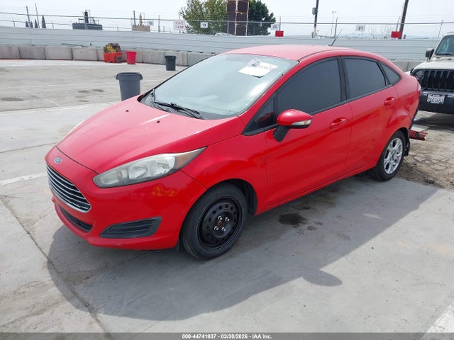 Ford FIESTA SE 2015 3FADP4BJ1FM196407 Image 2