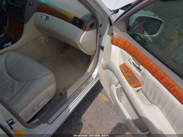 Продажа на аукционе авто 2002 Lexus Ls 430, vin: JTHBN30F220067314, номер лота: 44741848