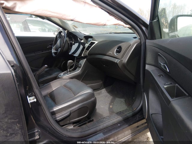 1G1P75SZ3F7245578 Chevrolet Cruze Diesel