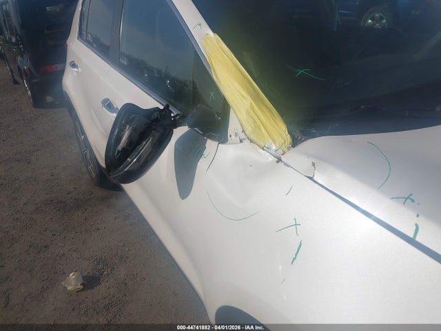Продажа на аукционе авто 2021 Kia Sportage Ex, vin: KNDPN3AC0M7853151, номер лота: 44741882