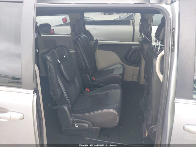 44741887 :رقم المزاد ، 2C4RDGCG2KR752661 vin ، 2019 Dodge Grand Caravan Sxt مزاد بيع