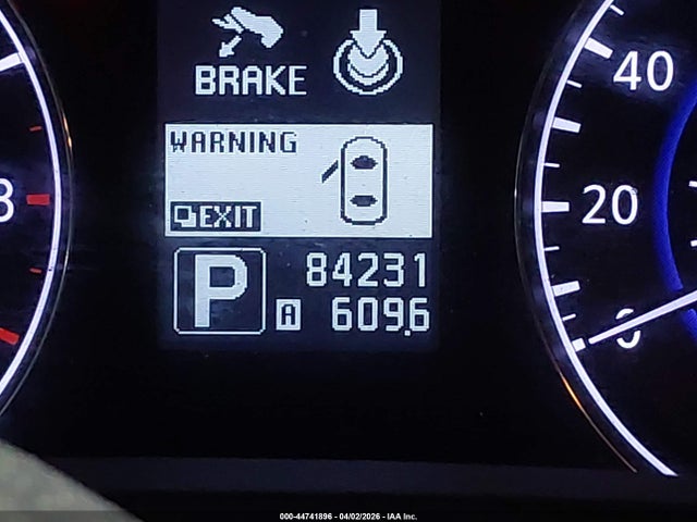 44741896 :رقم المزاد ، JN1CV6AR9FM522225 vin ، 2015 Infiniti Q40 مزاد بيع