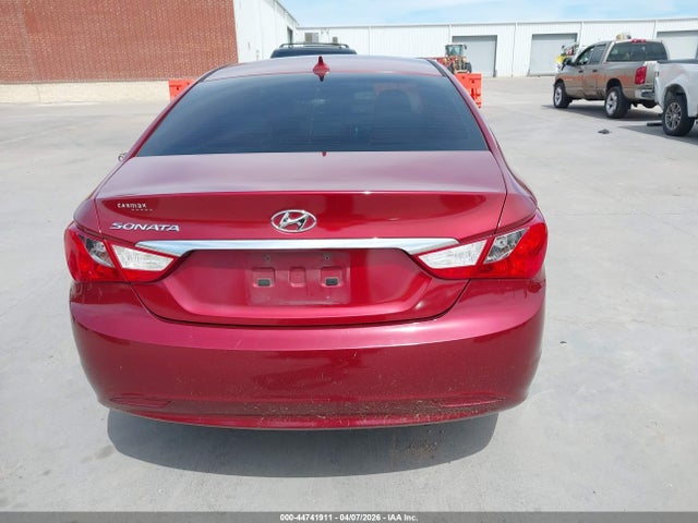 2012 Hyundai Sonata Gls მანქანა იყიდება აუქციონზე, vin: 5NPEB4AC3CH368390, აუქციონის ნომერი: 44741911
