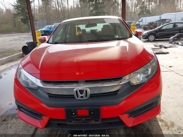 Honda Civic Lx 2018 2HGFC2F53JH552901 Image 11