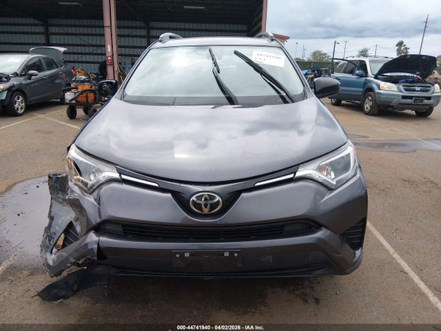 JTMZFREV1JJ202212 Toyota RAV4 LE