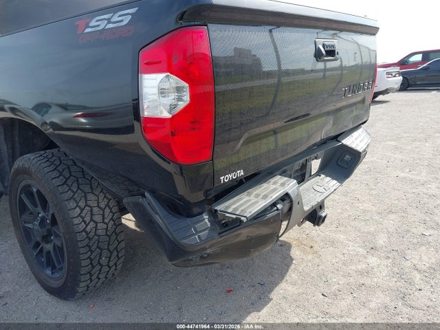 Продаж на аукціоні авто 2021 Toyota Tundra Sr5, vin: 5TFEY5F13MX290856, номер лоту: 44741964