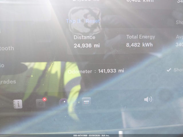 5YJ3E1EA0JF005823 Tesla Model 3 Long Range/mid Range