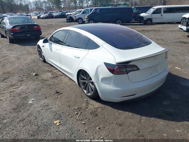 5YJ3E1EA0JF005823 Tesla Model 3 Long Range/mid Range