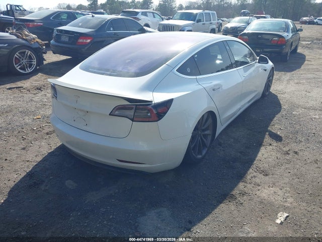 5YJ3E1EA0JF005823 Tesla Model 3 Long Range/mid Range
