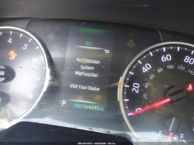 JTMH1RFV1KJ011884 Toyota RAV4 LE