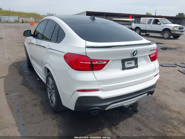 5UXXW7C58J0W65032 BMW X4 M40i
