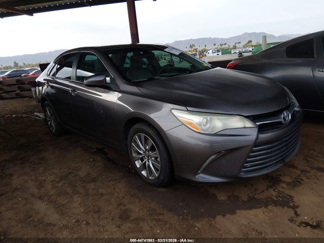 2016 4T4BF1FK9GR538559 main image