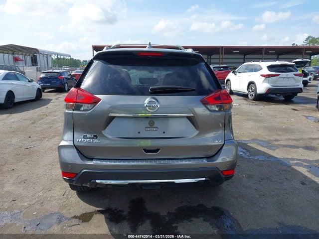 2020 Nissan Rogue Sv Fwd მანქანა იყიდება აუქციონზე, vin: JN8AT2MT0LW013672, აუქციონის ნომერი: 44742014